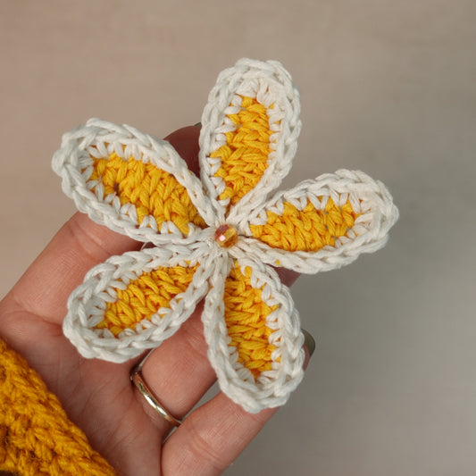 FREE WRITTEN PATTERN - How to Crochet a Flower: Plumeria Crochet Flower Pattern and Chart/Motif