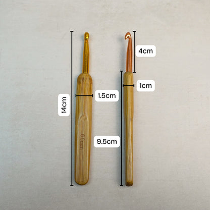 Rainbow Bamboo Crochet Hook Set - Ergonomic Colourful Hooks + 5 Bonus Patterns (PDF), Perfect Gift for Crocheters