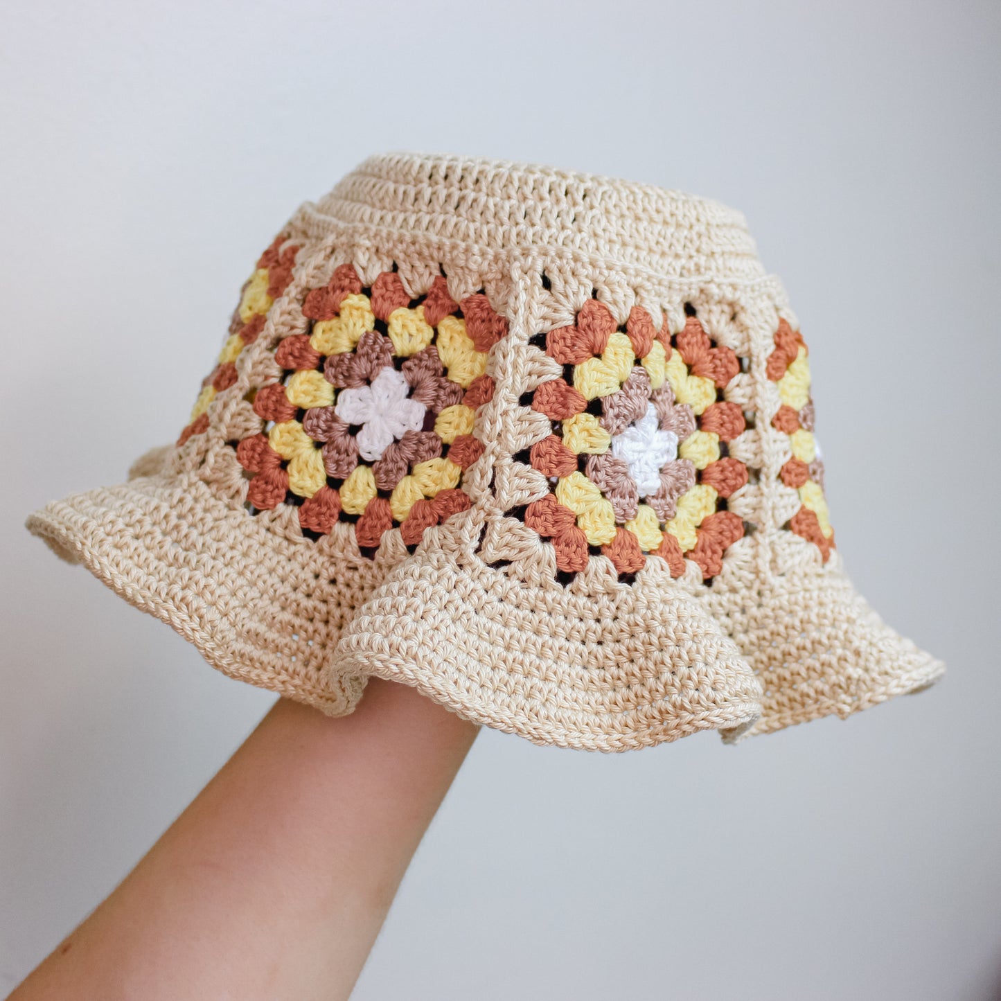 Crochet Granny Square Bucket Hat Written Pattern - DUNE Bucket Hat Crochet Pattern By Brunaticality