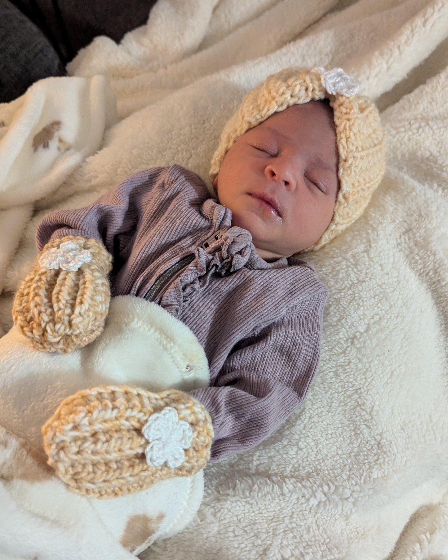 Easy Crochet Baby Hat and Mittens Set Crochet Pattern PDF, 4 Sizes, 0-12 Months