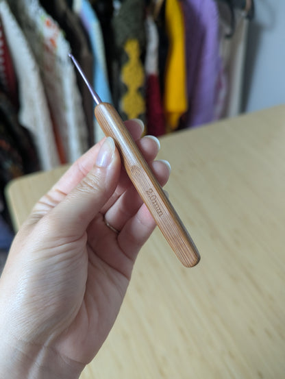 Rainbow Crochet Hooks - Choose Individual Hook or Full 9 Hook Set + Bonus Pattern(s)